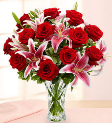 Rose & Lily Bouquet Davenport Florist - Same Day Flower Delivery - Flower Power 